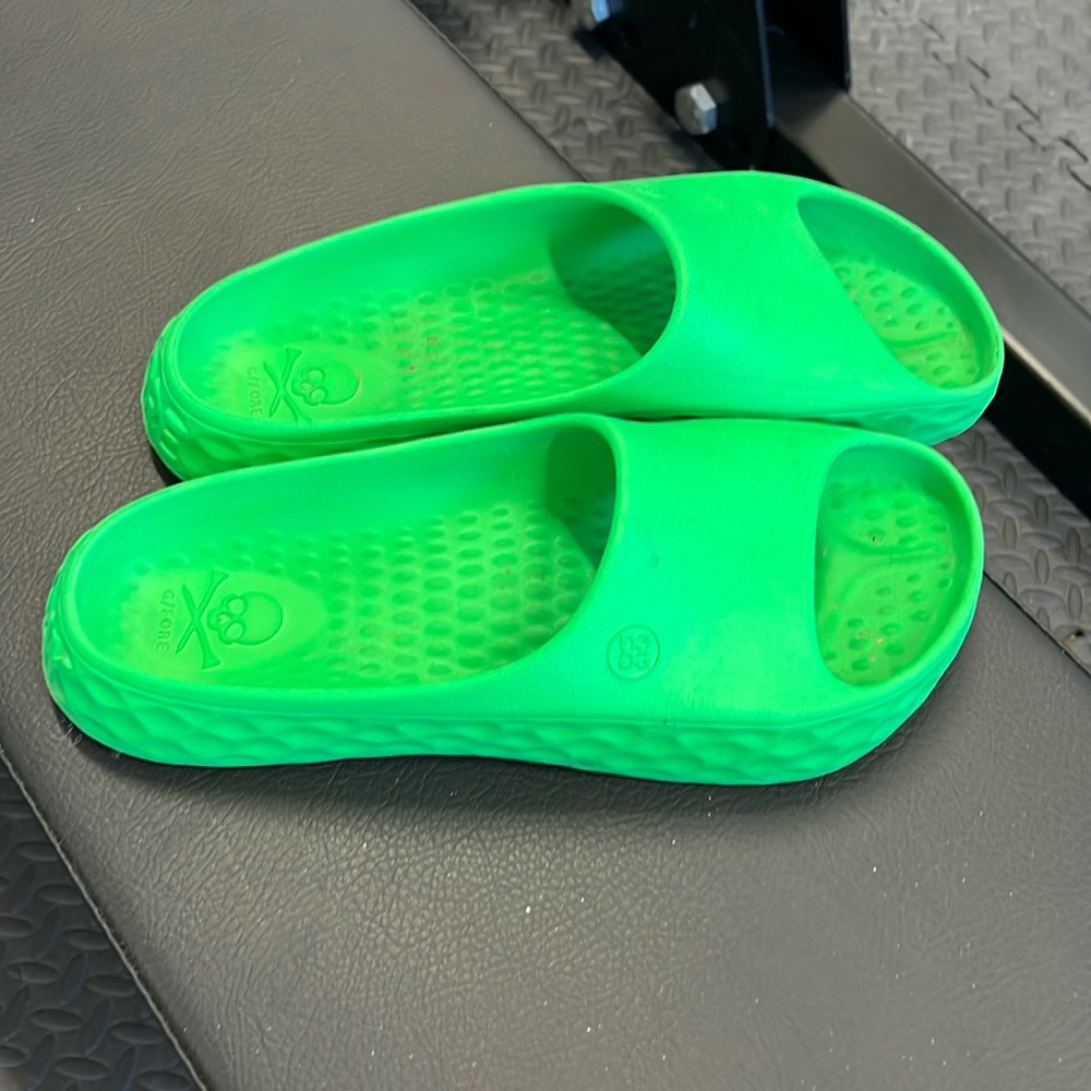 G Fore Slides
